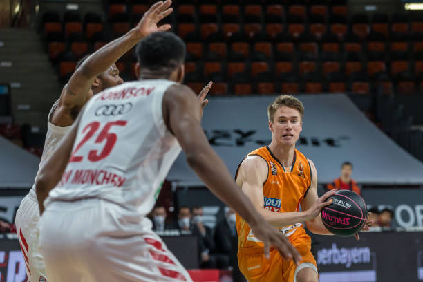 其优秀的作 其优秀的作