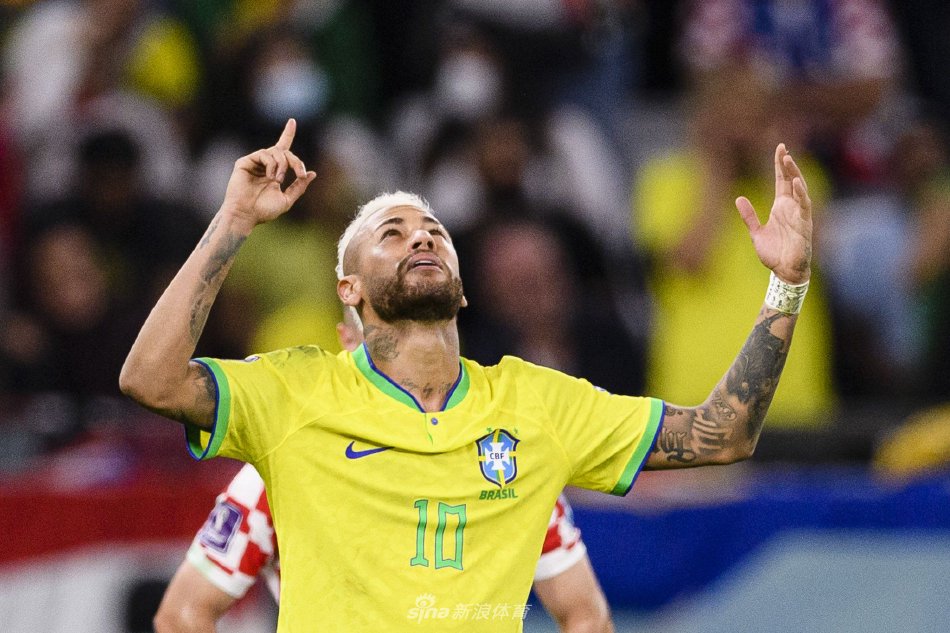 防守表现亮 防守表现亮